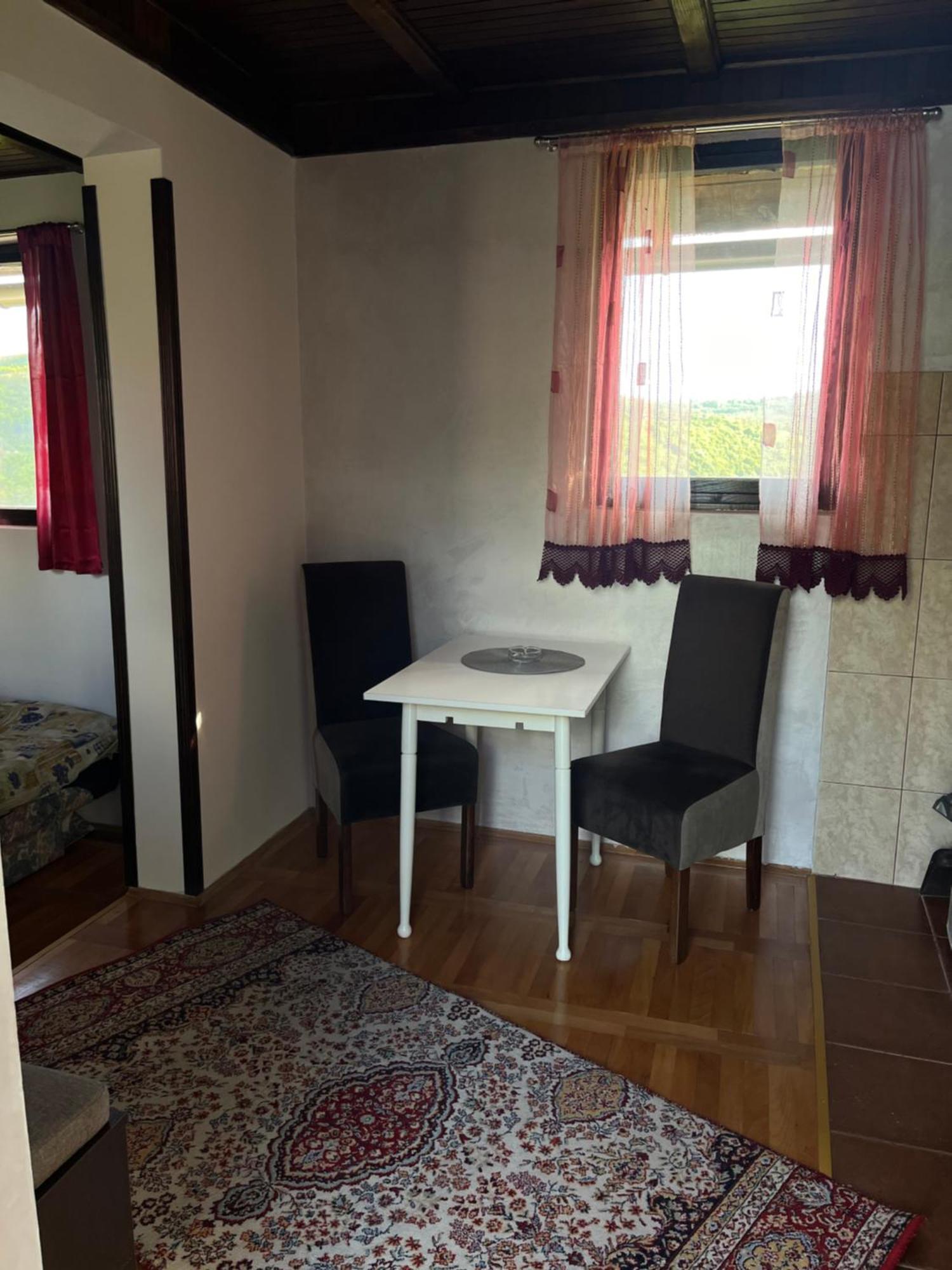 Apartman Jezero Vrutci Užice Esterno foto
